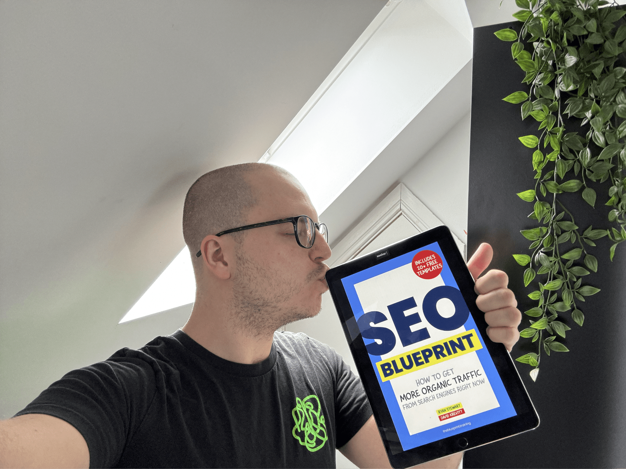 joshua-hardwick-kissing-the-seo-blueprint-how-to I Asked 12 SEOs To Share Their Favorite SEO Books